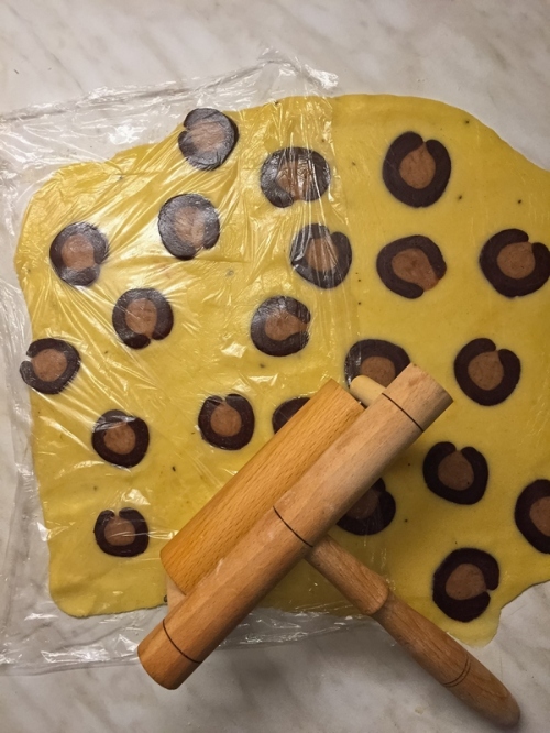 leopard print cookies rolling